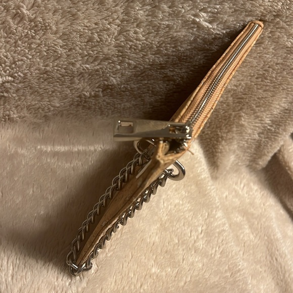 SONDRA ROBERTS Desquared Wristlet - Picture 3 of 13